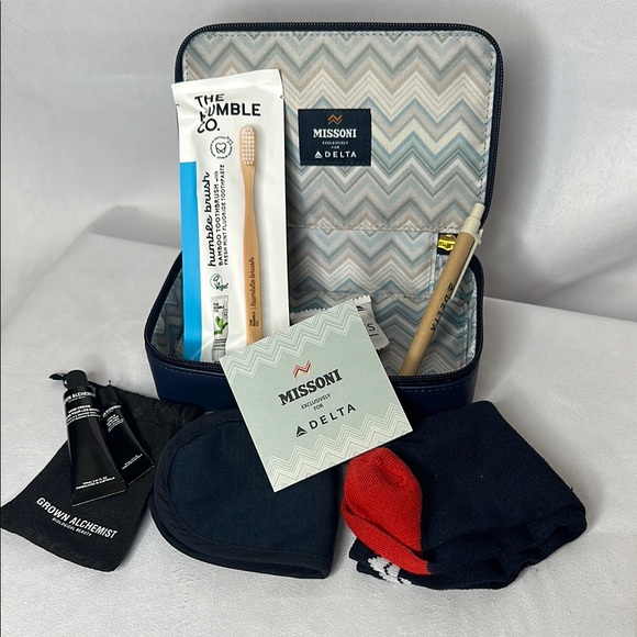Missoni Handbags - Missoni Delta Travel Kit with Accessories